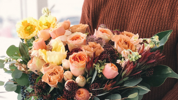 5 errores comunes que comete la gente al recibir flores